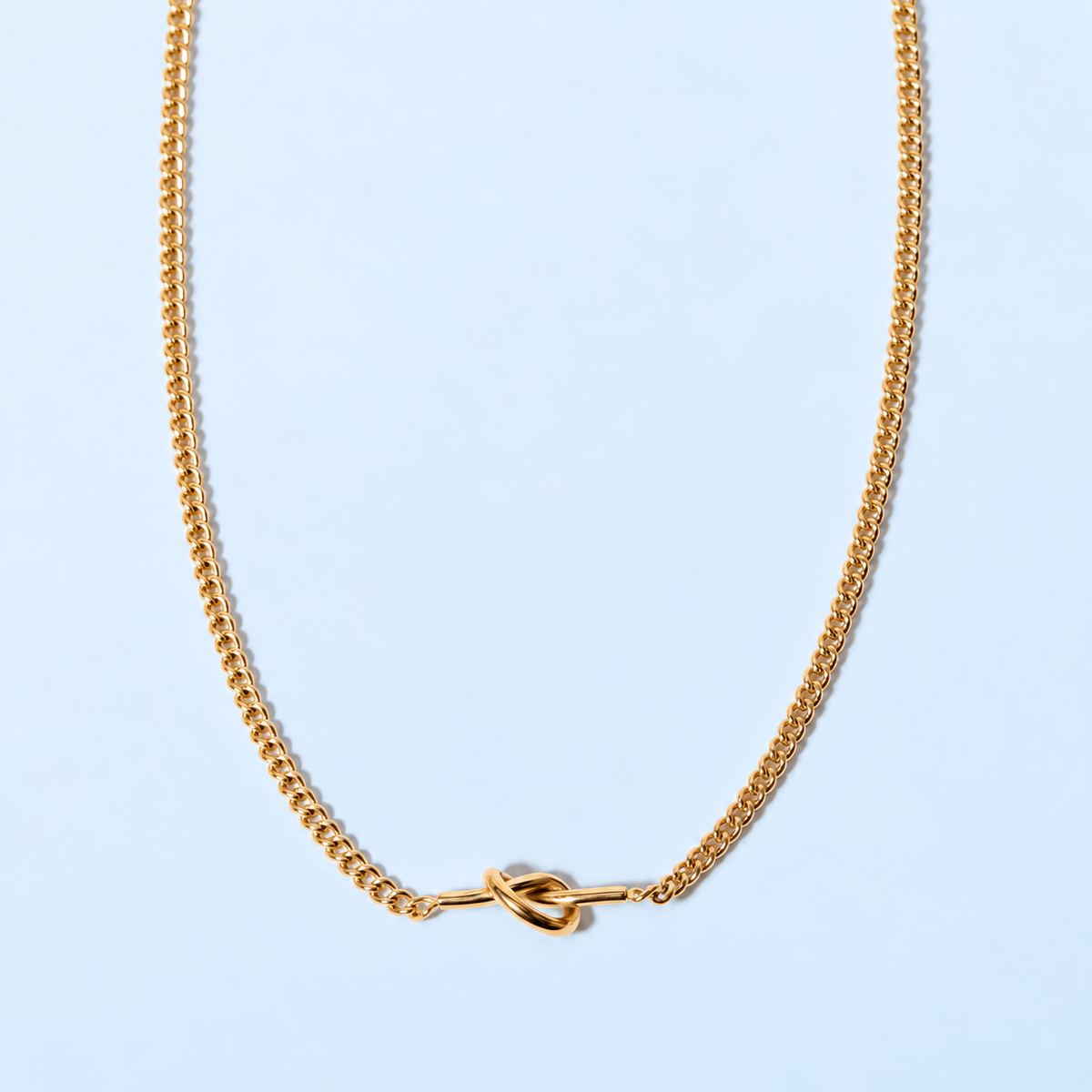The Léa Personalized Crystal Initial Knot Bracelet