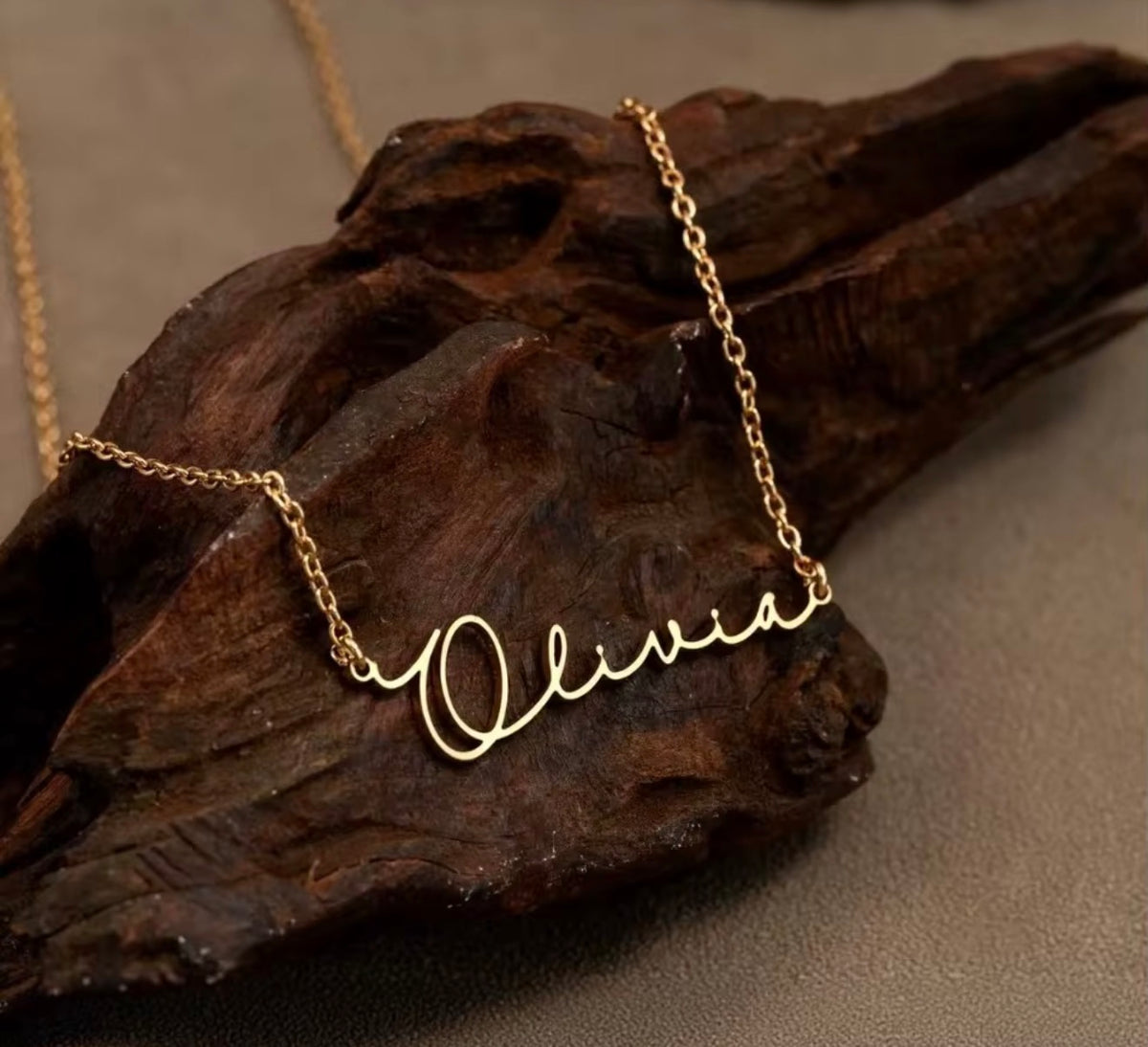 Olivia personalized name necklace in 18K gold plated sterling silver 925