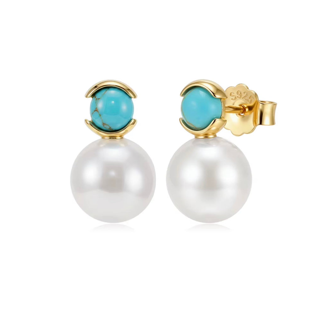 The Mesa Turquoise Pearl Earrings in 925 sterling silver with turquoise and freshwater pearls