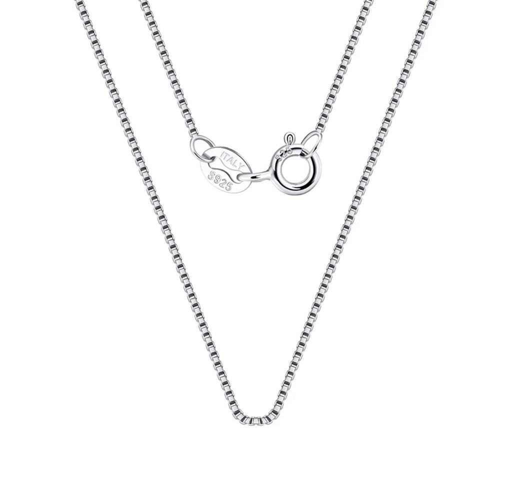 The Ellis Fine Box Chain Necklace in sterling silver